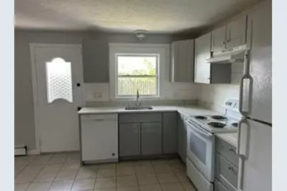 40 Tudor St #1, Revere, MA 02151 - Photo 4