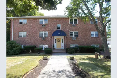 61 Storey Ave #2, Newburyport, MA 01950 - Photo 1