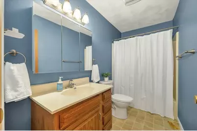 204 Farrwood Dr #204, Haverhill, MA 01835 - Photo 16