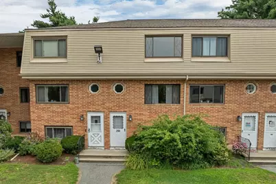 204 Farrwood Dr #204, Haverhill, MA 01835 - Photo 2