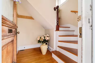 2-4 Peabody Rd, Stoneham, MA 02180 - Photo 16