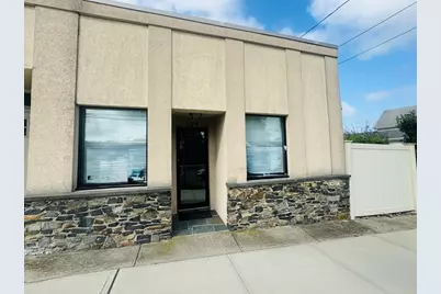 238 Rockdale Ave #1, New Bedford, MA 02740 - Photo 2