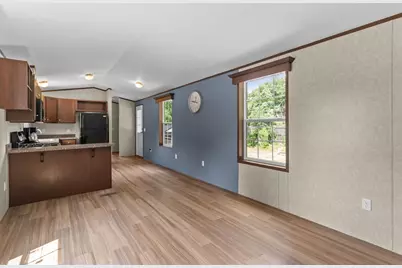 11 Humes, Webster, MA 01570 - Photo 8