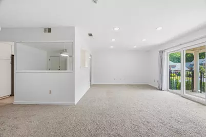 5 April Ln #33, Lexington, MA 02421 - Photo 2