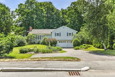 315 Hale St, Beverly, MA 01915 - Photo 4