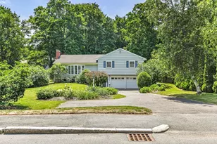 315 Hale St, Beverly, MA 01915 - Photo 4