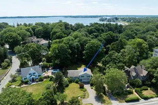 315 Hale St, Beverly, MA 01915 - Photo 2