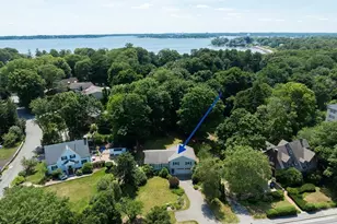 315 Hale St, Beverly, MA 01915 - Photo 2