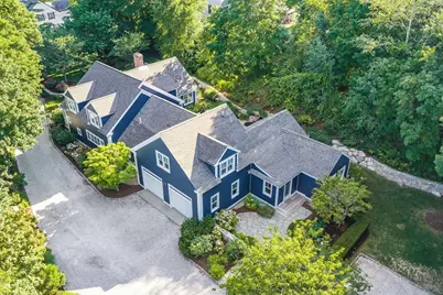 160 Main St, Wellfleet, MA 02667 - Photo 2