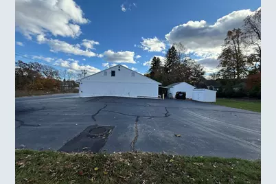 16 Railroad Ave, Foxboro, MA 02035 - Photo 2