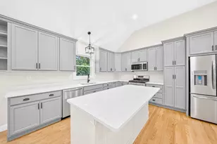 6 McHugh Ave, Billerica, MA 01821 - Photo 4