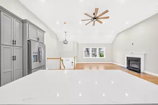 6 McHugh Ave, Billerica, MA 01821 - Photo 8