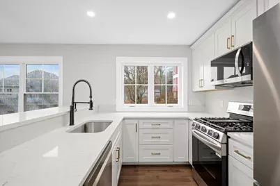 33 Third #33, Worcester, MA 01602 - Photo 2