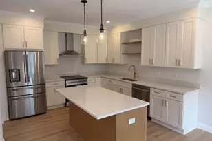 21 Whitman Cir, Bellingham, MA 02019 - Photo 1