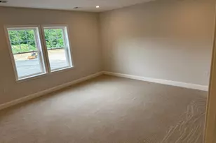 21 Whitman Cir, Bellingham, MA 02019 - Photo 8