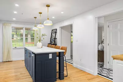 107 Sandra Ln, North Andover, MA 01845 - Photo 10