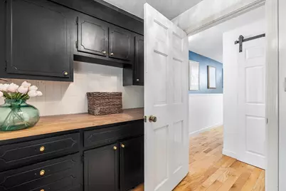 107 Sandra Ln, North Andover, MA 01845 - Photo 18