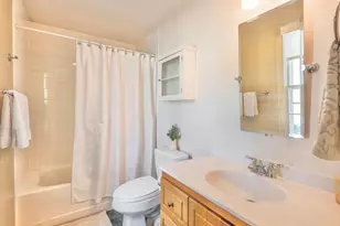 17 Washington St, Gloucester, MA 01930 - Photo 16