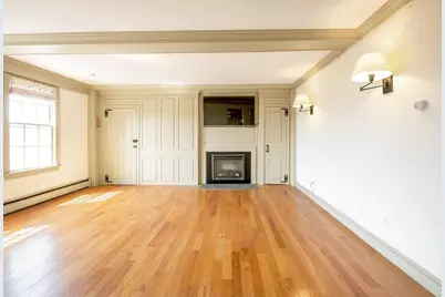 17 Washington Street #4, Gloucester, MA 01930 - Photo 6