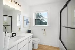29 and 33 Lagoon Pond Rd, Tisbury, MA 02568 - Photo 20