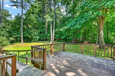 121 Poplar St, Greenfield, MA 01301 - Photo 30