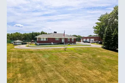 625 Broadway, Dracut, MA 01826 - Photo 8