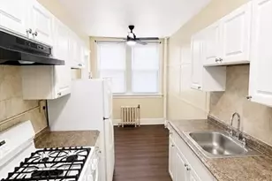 415 County St, New Bedford, MA 02740 - Photo 4
