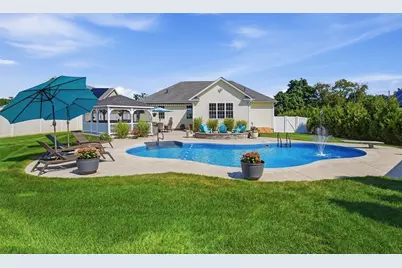 112 Farmington Cir, Agawam, MA 01030 - Photo 38