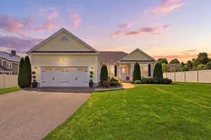 112 Farmington Cir, Agawam, MA 01030 - Photo 1