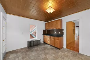 9 Kingman Rd, Somerville, MA 02143 - Photo 4