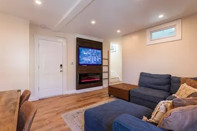 5 Everett Ct #Apt 2B, Boston, MA 02128 - Photo 6