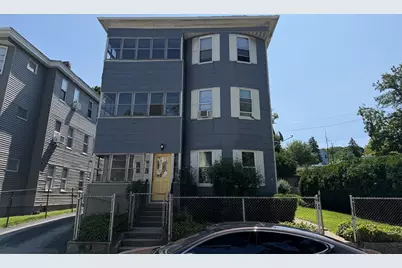 76 Paine St, Worcester, MA 01605 - Photo 1