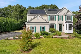 16 Seaver Farm Ln, Grafton, MA 01560 - Photo 2