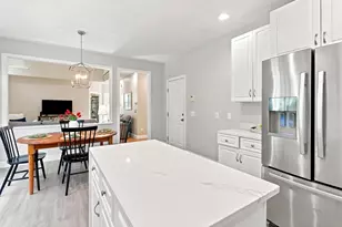 16 Seaver Farm Ln, Grafton, MA 01560 - Photo 10