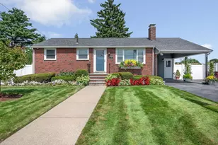 35 Roland Rd, Revere, MA 02151 - Photo 2