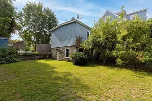 330 Lincoln Ave, Fall River, MA 02720 - Photo 8