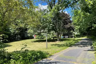 10 Crowningshield Dr, Paxton, MA 01612 - Photo 4