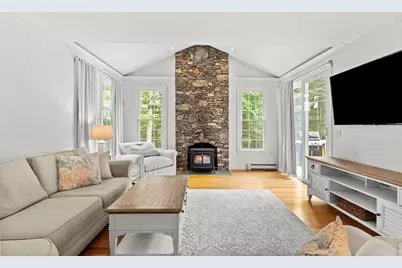 239 Country Club Way, Kingston, MA 02364 - Photo 10