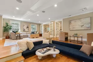 107 Rowe St, Newton, MA 02465 - Photo 8