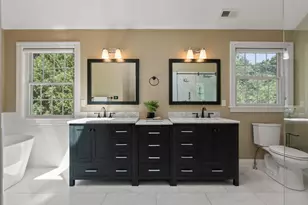 107 Rowe St, Newton, MA 02465 - Photo 22