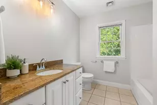 107 Rowe St, Newton, MA 02465 - Photo 24