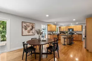 107 Rowe St, Newton, MA 02465 - Photo 12