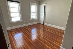 21 Glendale, Everett, MA 02149 - Photo 4
