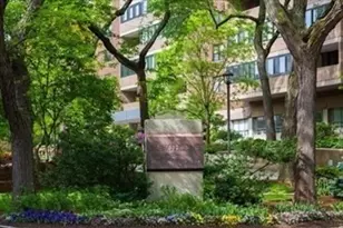 2 Hawthorne Pl, Boston, MA 02114 - Photo 14