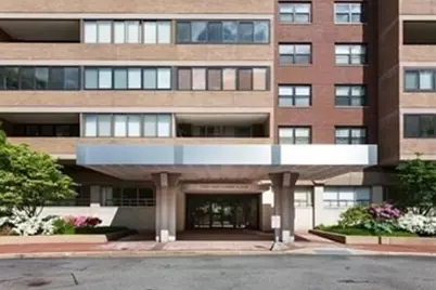 2 Hawthorne Place #17R, Boston, MA 02114 - Photo 12