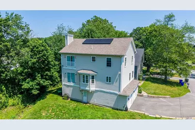 106 David St, Fall River, MA 02720 - Photo 4