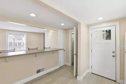 98 Grove St, Melrose, MA 02176 - Photo 16