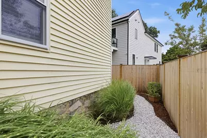 98 Grove St, Melrose, MA 02176 - Photo 28