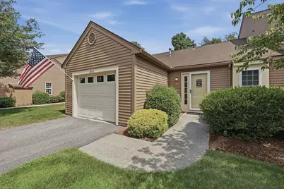 200 Ridgefield Circle #200A, Clinton, MA 01510 - Photo 2
