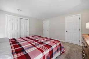 200 Ridgefield Cir, Clinton, MA 01510 - Photo 16